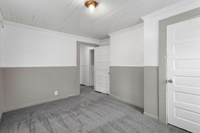 Building Photo - 1742 Ware Ave