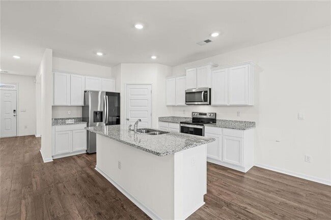 Building Photo - 166 Champlain Rd