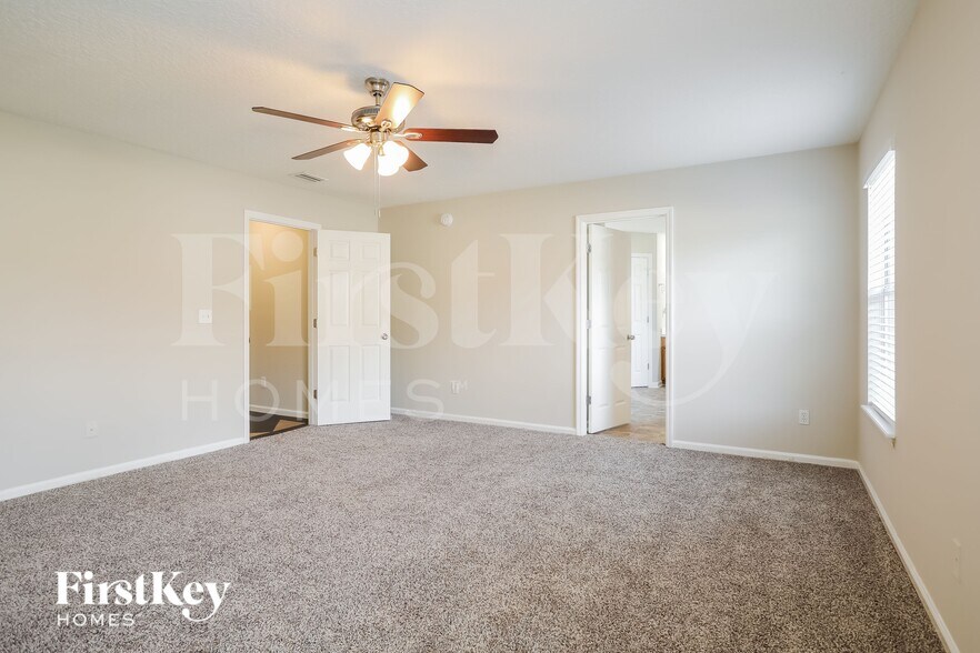 Building Photo - 5510 Bristol Bay Ln N