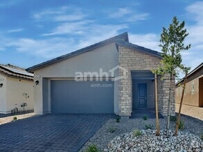 Building Photo - 874 English Primrose St