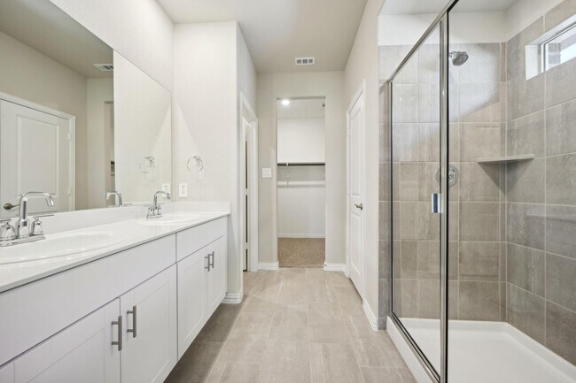 Building Photo - 2209 Dunbar Dr