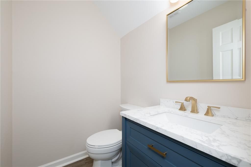 Building Photo - 1854 Cooper Lake Dr SE