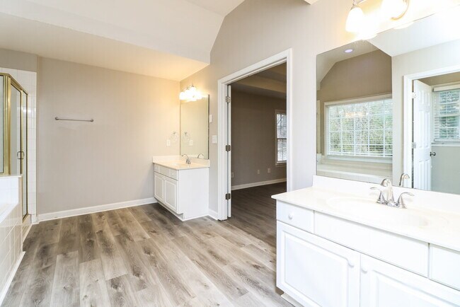 Building Photo - 124 Mayes Farm Rd NW