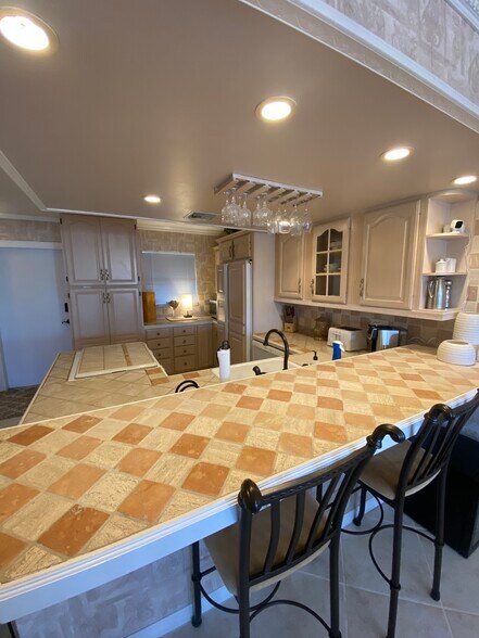 Building Photo - 1401 S Federal Hwy