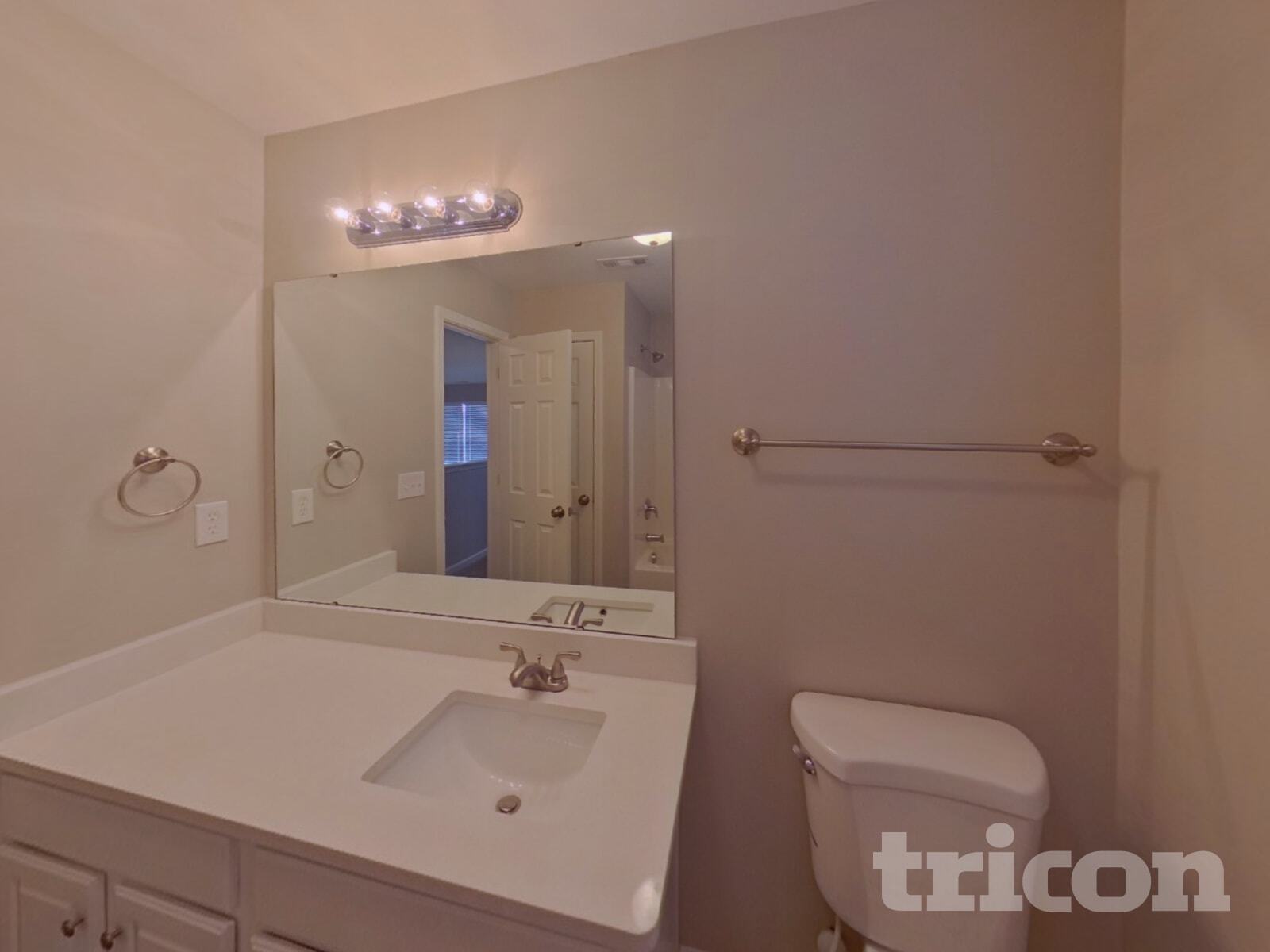 Building Photo - 4908 Abercromby St