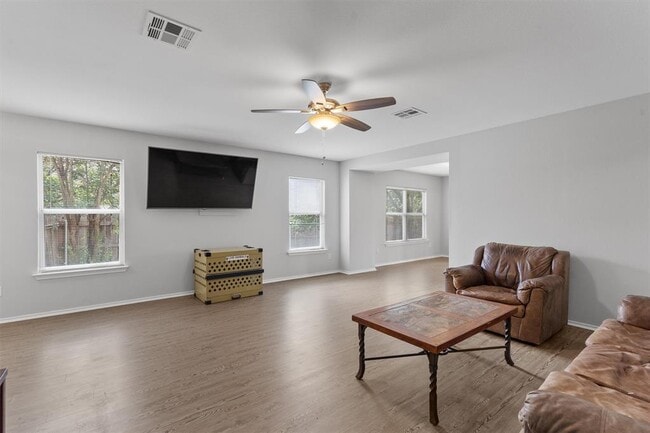 Building Photo - 3508 Sandy Brook Dr