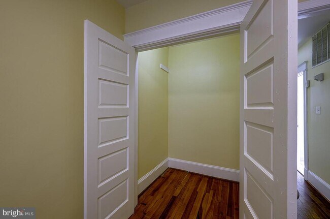 Building Photo - 5518 13th St NW