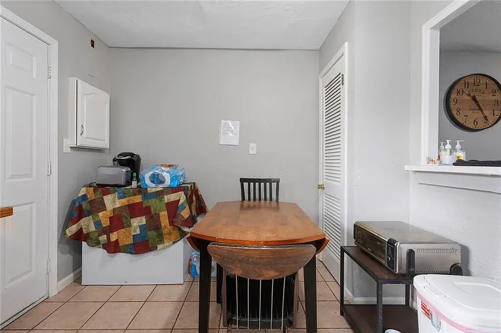 Kitchen - 1825 N 47th St