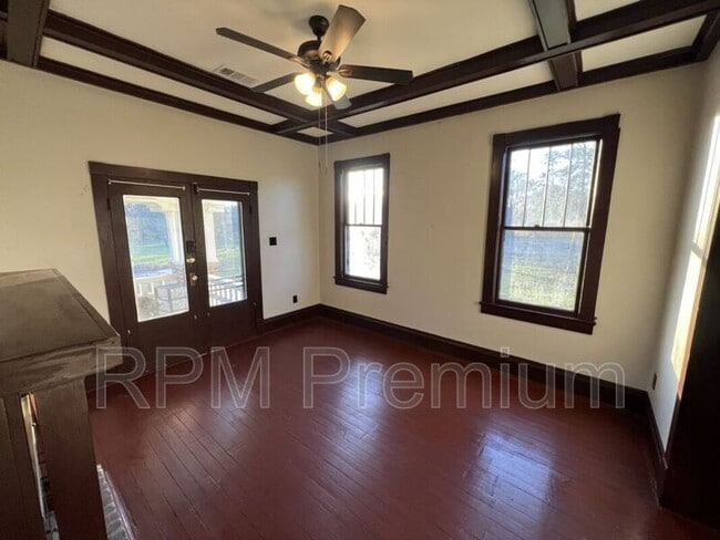 Building Photo - 8222 LA-955