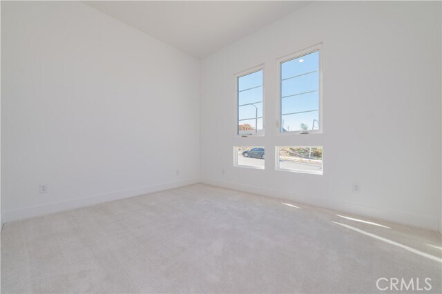 Building Photo - 27562 Juniper Ln