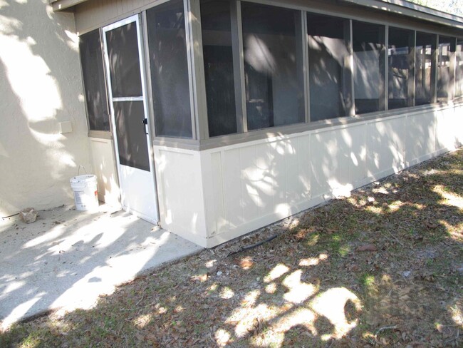 Building Photo - Lake Mary Home - Two Car Garage!