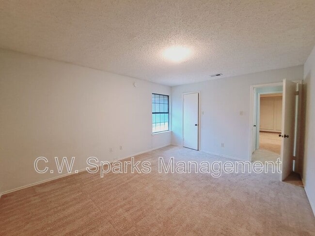Building Photo - 3920 St Christopher Ln