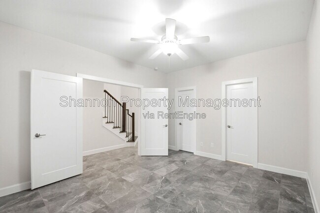 Building Photo - 849 Fisher St