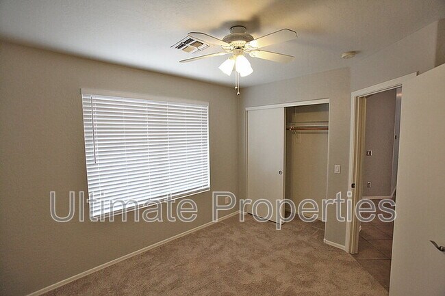 Building Photo - 15710 N 34th St