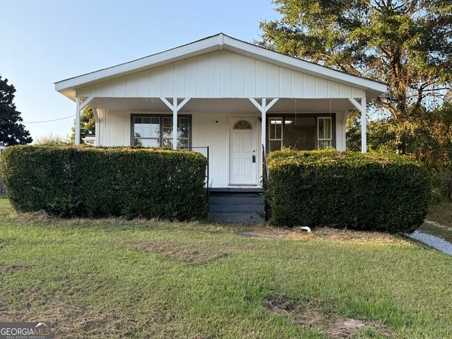 Primary Photo - 7314 Union Grove Rd