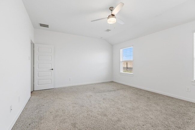 Building Photo - 31514 Avebury Lake Ln