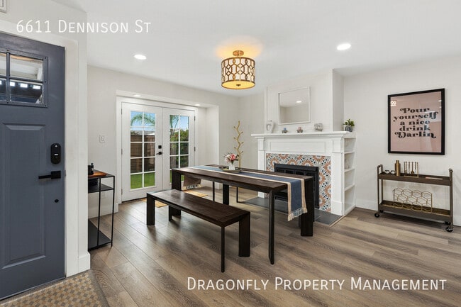 Building Photo - 6611 Dennison St