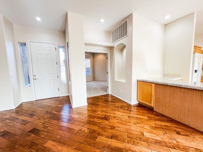 Building Photo - TOWNHOME - CORNVILLE - 55+ COMMUNITY INTHE VILLAS AT VERDE SANTA FE