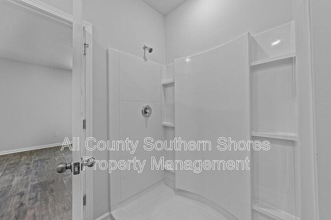 Building Photo - 239 Brackish Dr