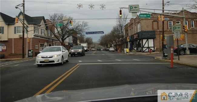 Building Photo - 203 Woodbridge Ave