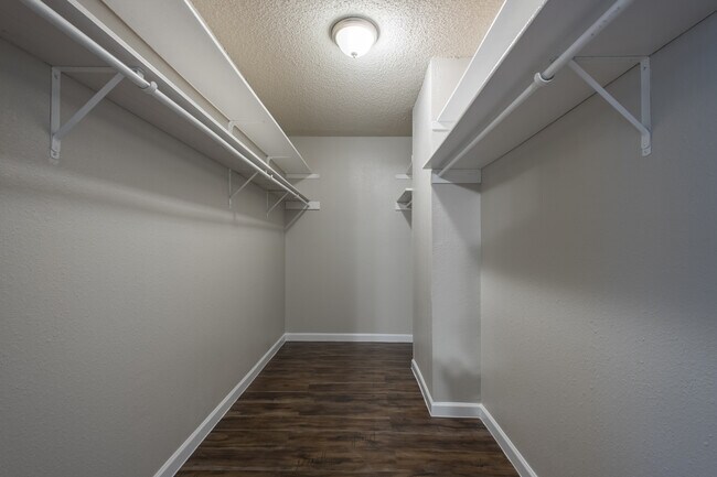 Building Photo - Charming 3-Bedroom, 2-Bath Home in Anderson Mill – Prime Northwest Austin Location!