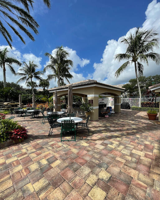 Building Photo - 266 Village Blvd