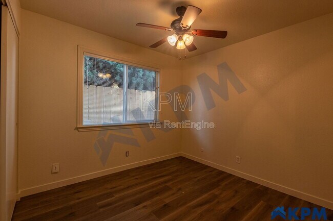 Building Photo - 2055 Pawnee Way