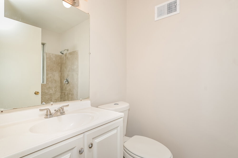 Building Photo - 2544 Netherton Dr