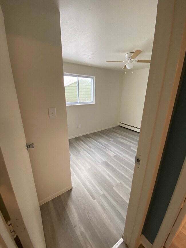 Building Photo - 2278 Grandview Rd