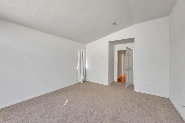 Building Photo - Spacious 4 Bedroom Home. Located in Cupertino
