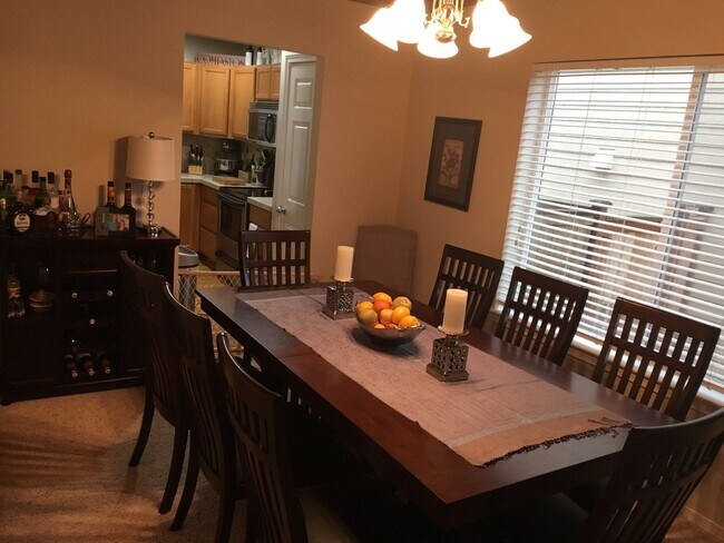 Building Photo - Crystal Heights Area of Puyallup-Fresh Pai...