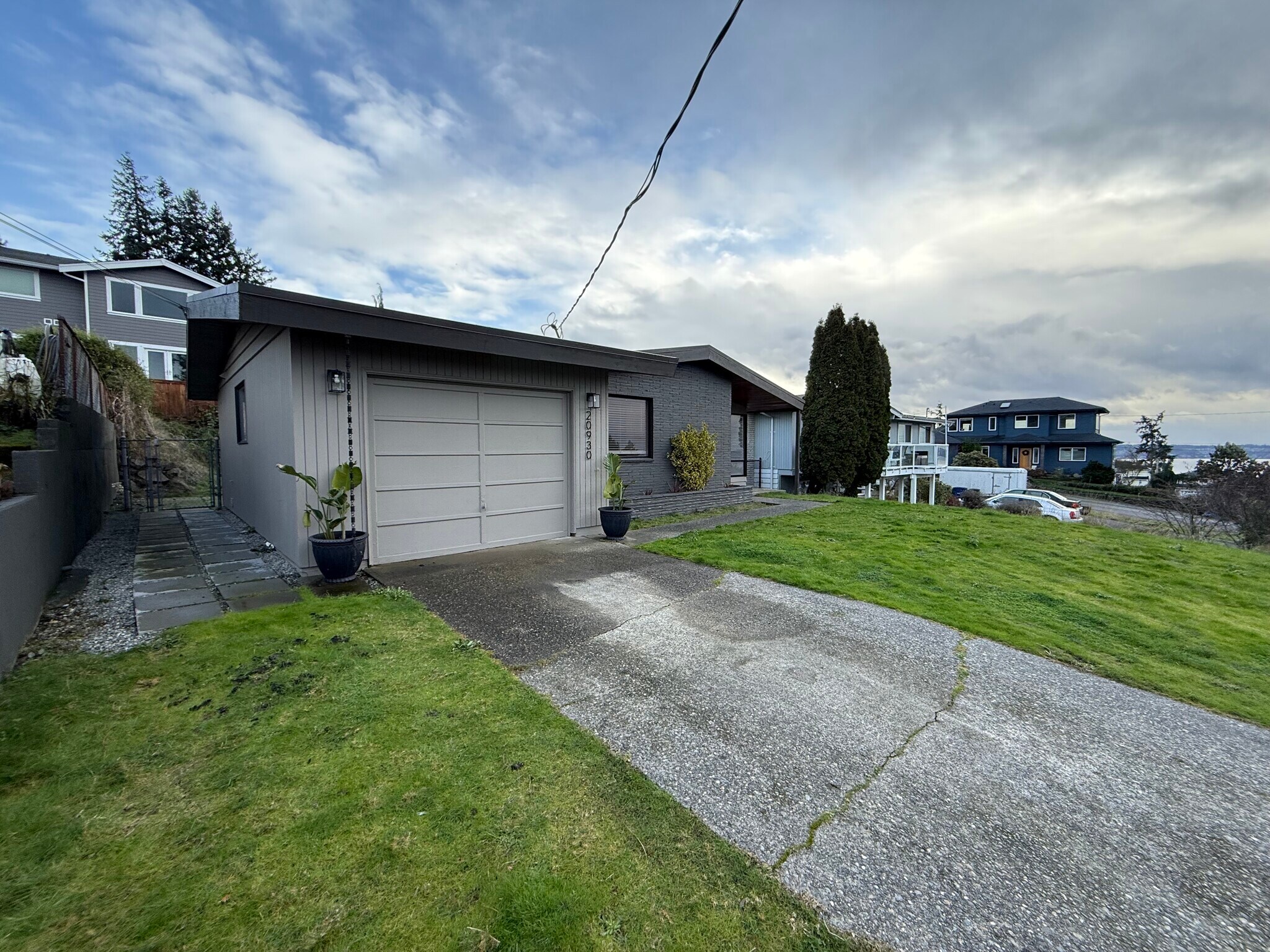 Building Photo - 20930 2nd Ave S