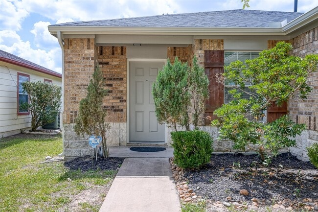 Building Photo - 26611 Marble Falls Bend