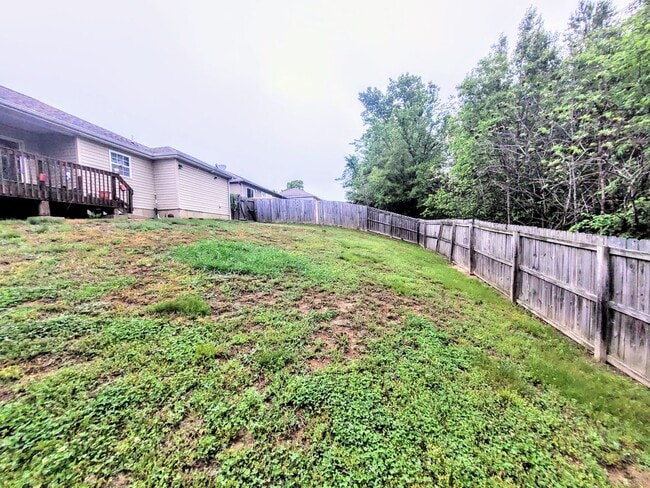 Building Photo - 1 story home with a fence