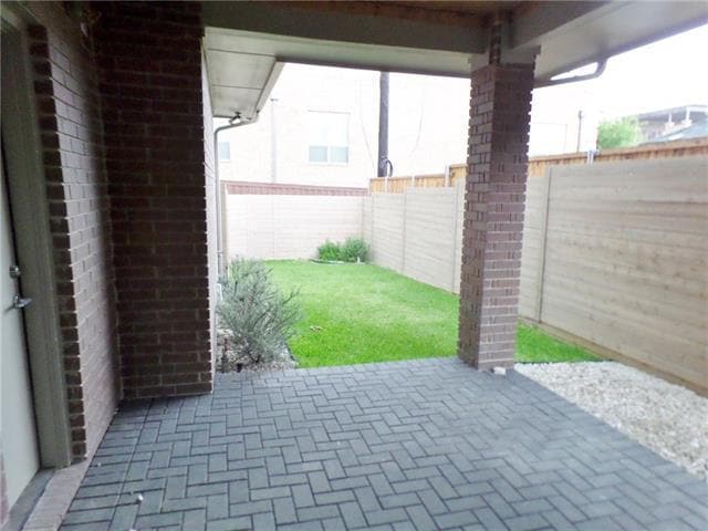 Building Photo - 6620 Del Norte Ln