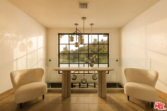 Building Photo - 1105 Rivas Canyon Rd