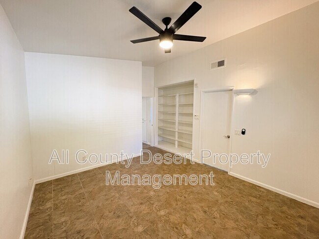 Building Photo - 73394 Tamarisk St