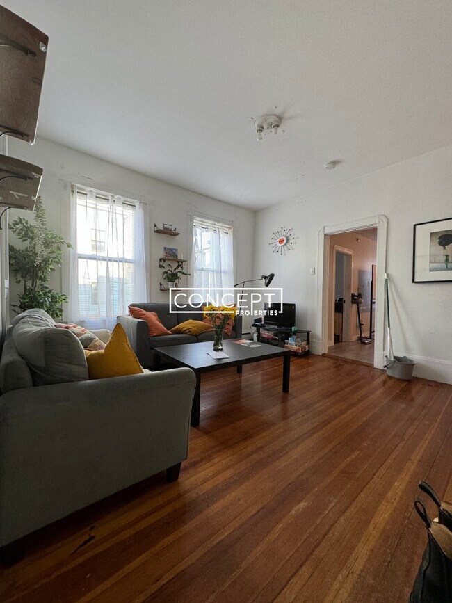 Building Photo - 222 Prospect St