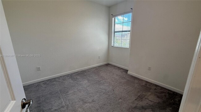 Building Photo - 11381 SW 248th Ln