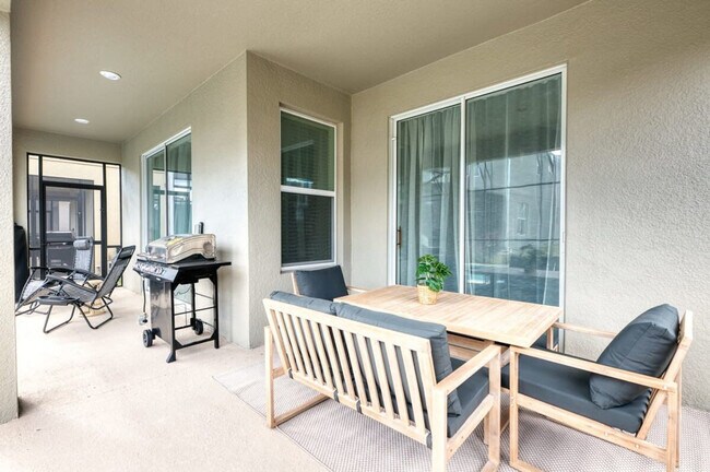 Building Photo - 4246 Paragraph Dr