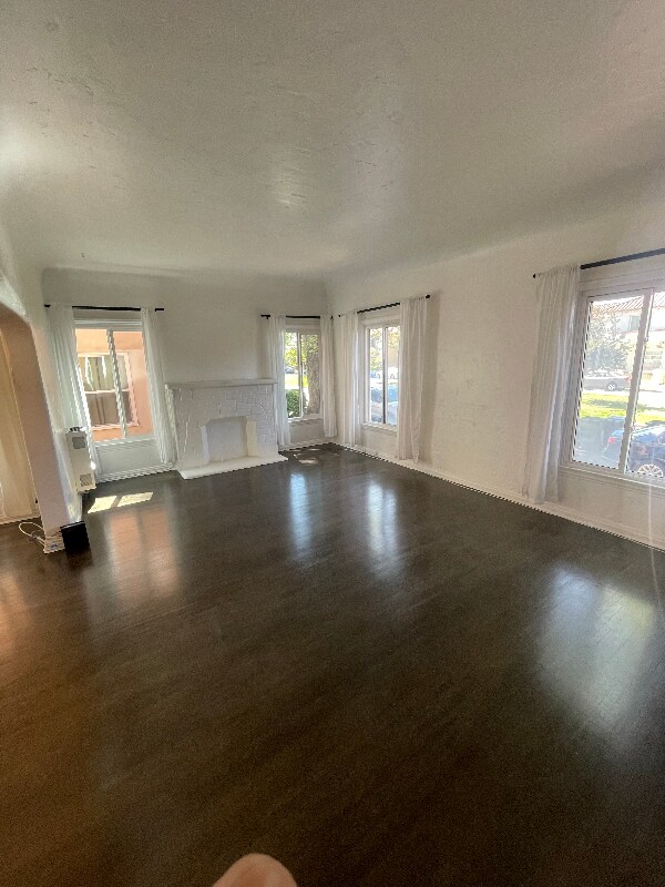 Building Photo - 4308 8th Ave