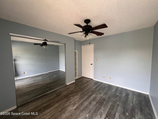 Building Photo - 1225 N Wickham Rd
