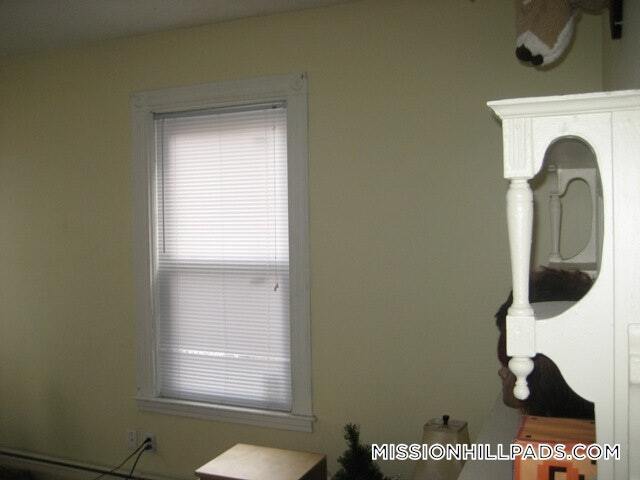 Building Photo - 101.5 Calumet St