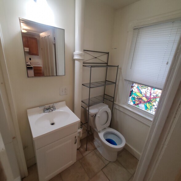 Building Photo - 178 S Branch St