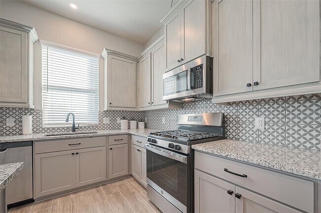 Building Photo - 5159 Pr Ter Ln
