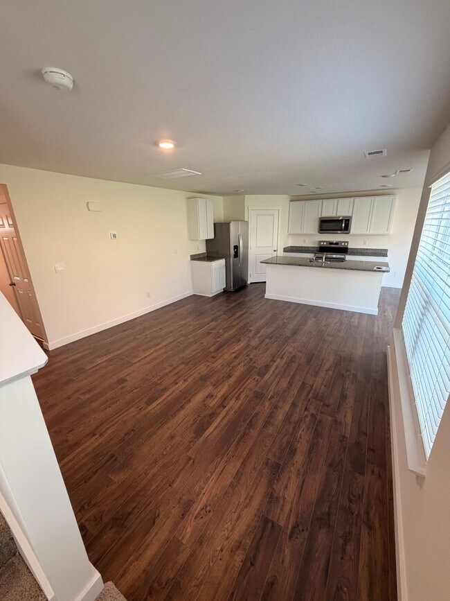 Building Photo - 7033 Randleman Dr
