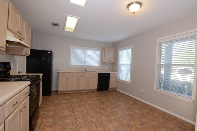 Building Photo - 10316 Garbacz Dr