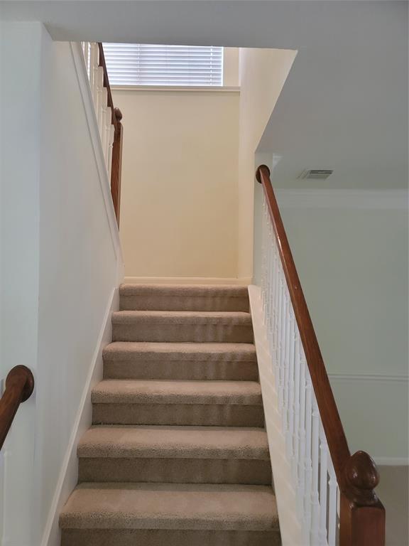 Building Photo - 2423 Waterwood Dr