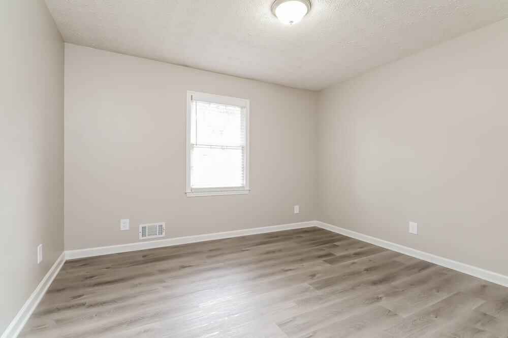 Building Photo - 1609 Sugar Plum Dr SW