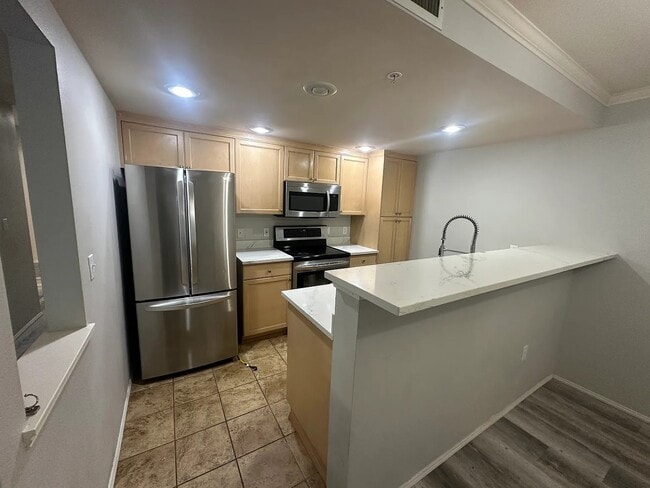 Building Photo - 25235 SE Klahanie Blvd